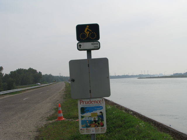 Am Rhein bei Kehl