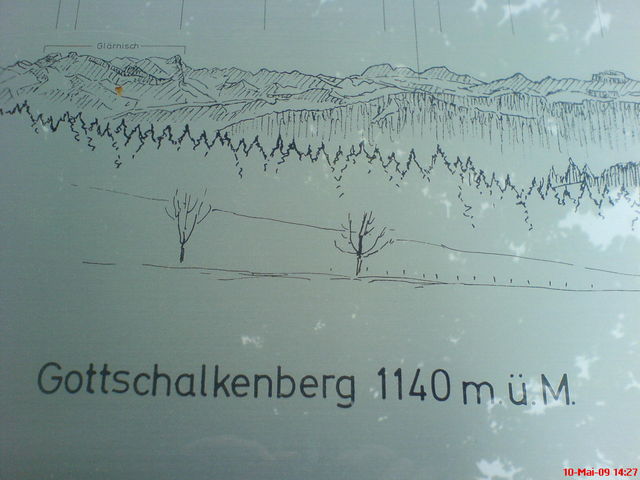 Das Panorama unter Glas auf dem Gottschalkenberg, Blick auf die Glarner Alpen