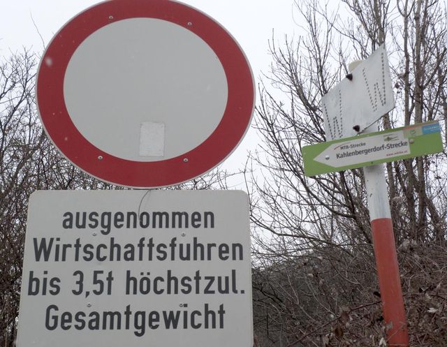 Kahlenbergstrecke: So geht das in Wien!
Offizielle Radstrecke mit Fahrverbot! 