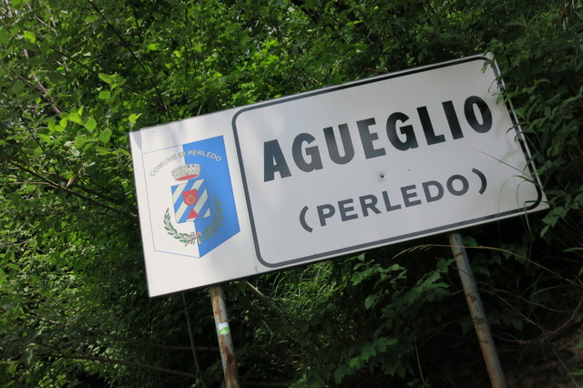 107. von Vezzana auf den Passo Agueglio schöne Auffahrt und dann noch der Schlenker hinauf nach Margno,
zum Glück hielt das wetter :)