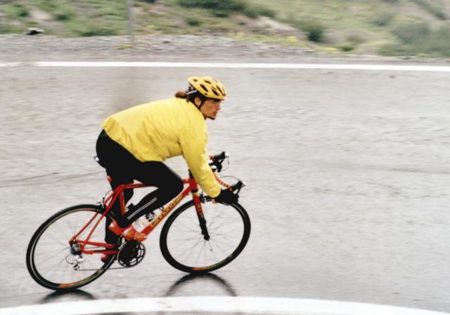Die Abfahrt vom Stilfser Joch nach Bormio - im Regen saukalt und eklig.Tag 2 Sommertour 2001