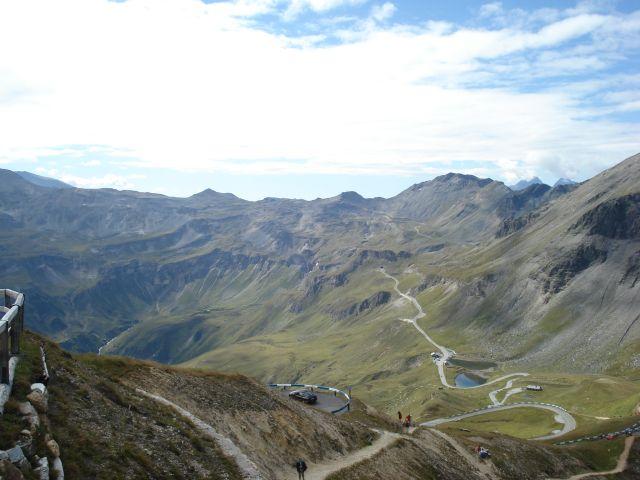 Blick von der Edelweißspitze in Richtung Hochtor.