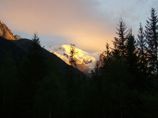 Alpenglühen - Mont Blanc
