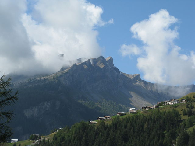 Col du Sanetsch - Unbekannter Gipfel nebenan.