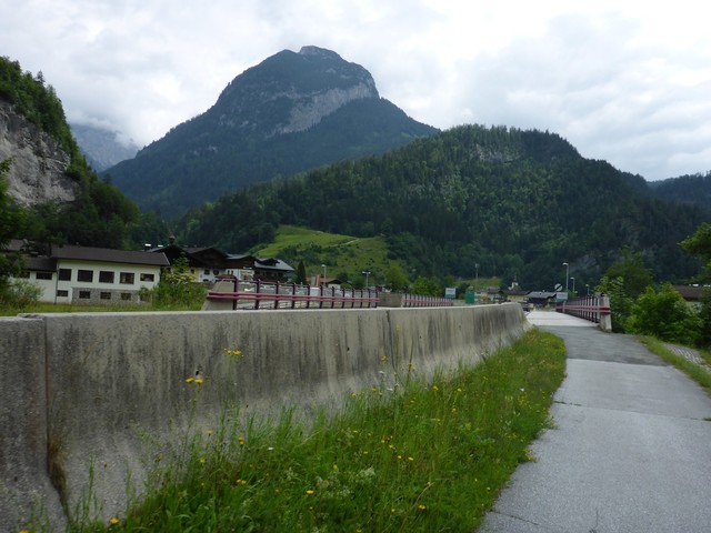 Radweg nahe Weißbach
