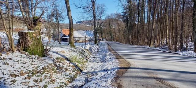 Anstieg zum Krehberg / Odenwald. Blick auf Glattbach