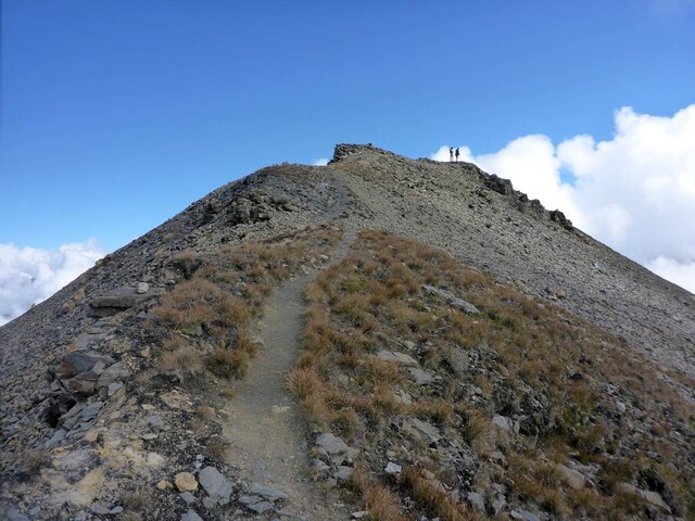 Kurz unter dem Gipfel des 2903 m hohen Che de Mareinda