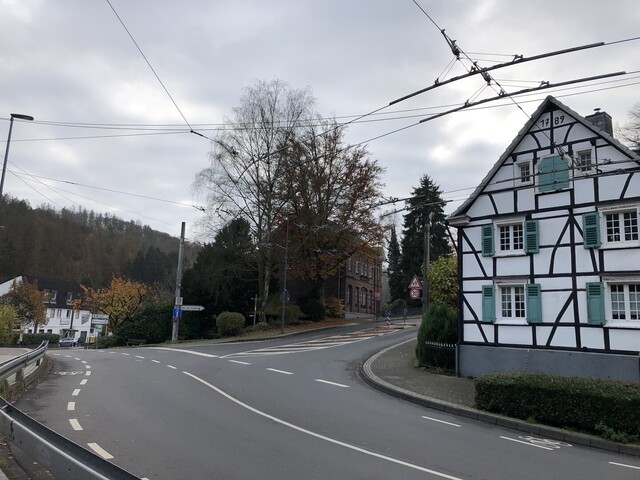 IMG 0385 - Krahenhoehe (SO) Startpunkt in Unterburg.