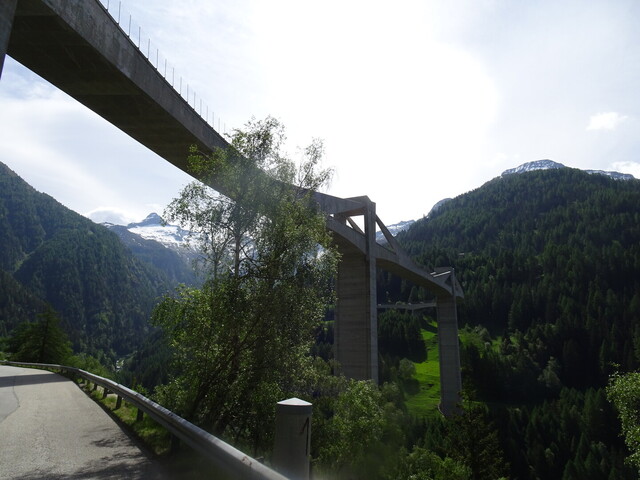 Unterhalb der Ganterbrücke
