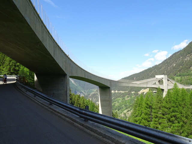 Unterquerung der Ganterbrücke am Südende