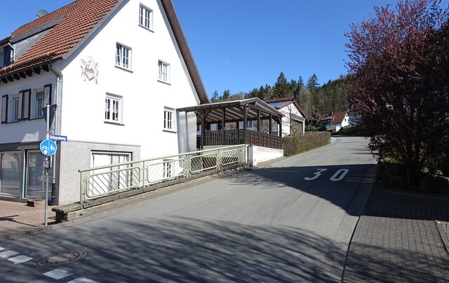 Haferhagen - Stöppelweg Beginn der Südauffahrt - April 2022
