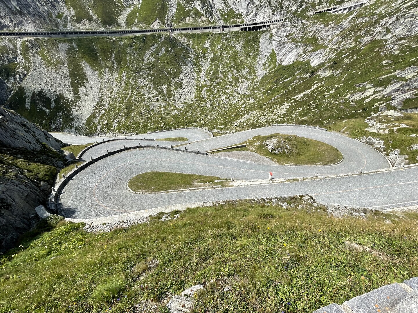 Curves Gotthard 
